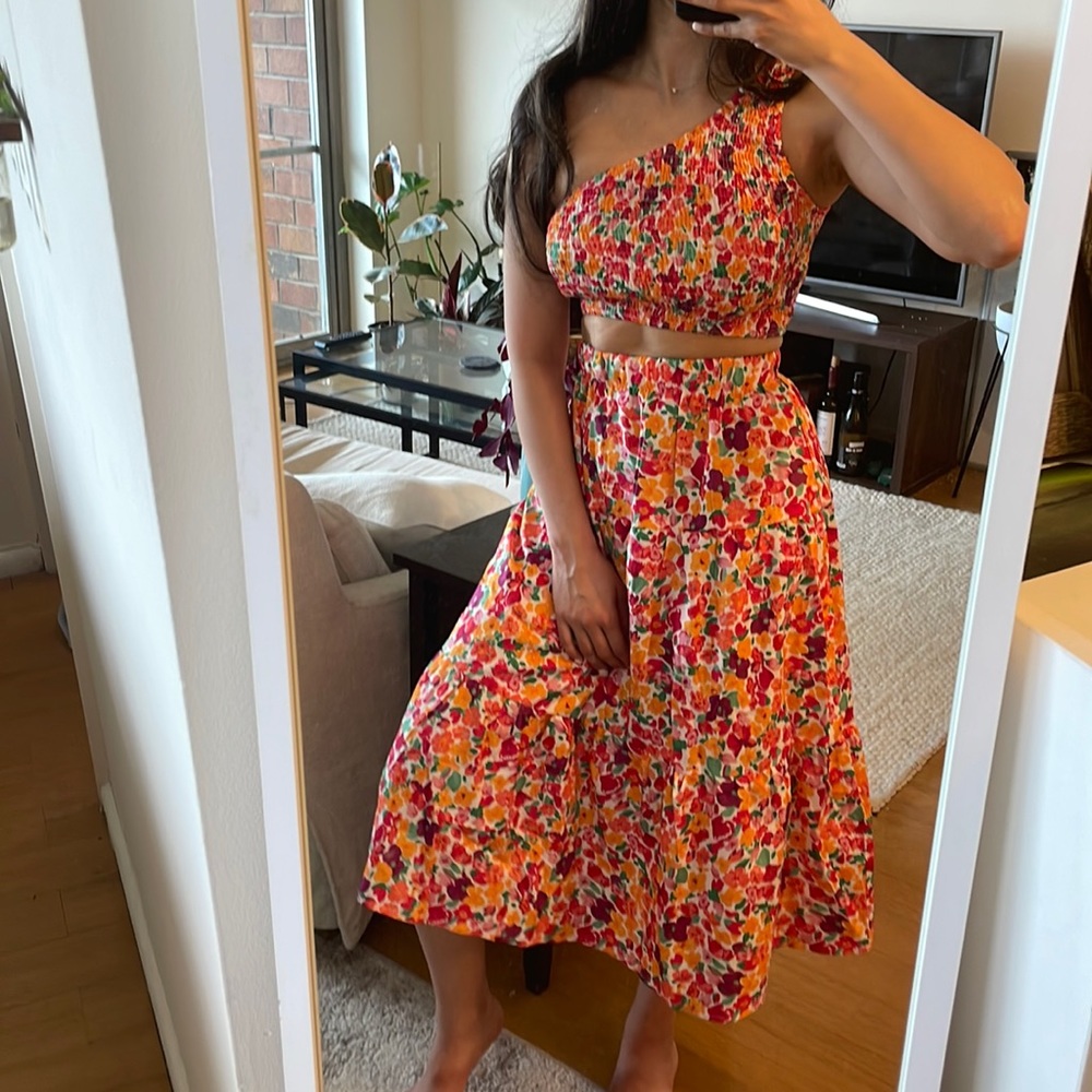 Shein two piece floral vacation ribbed top set, one shoulder